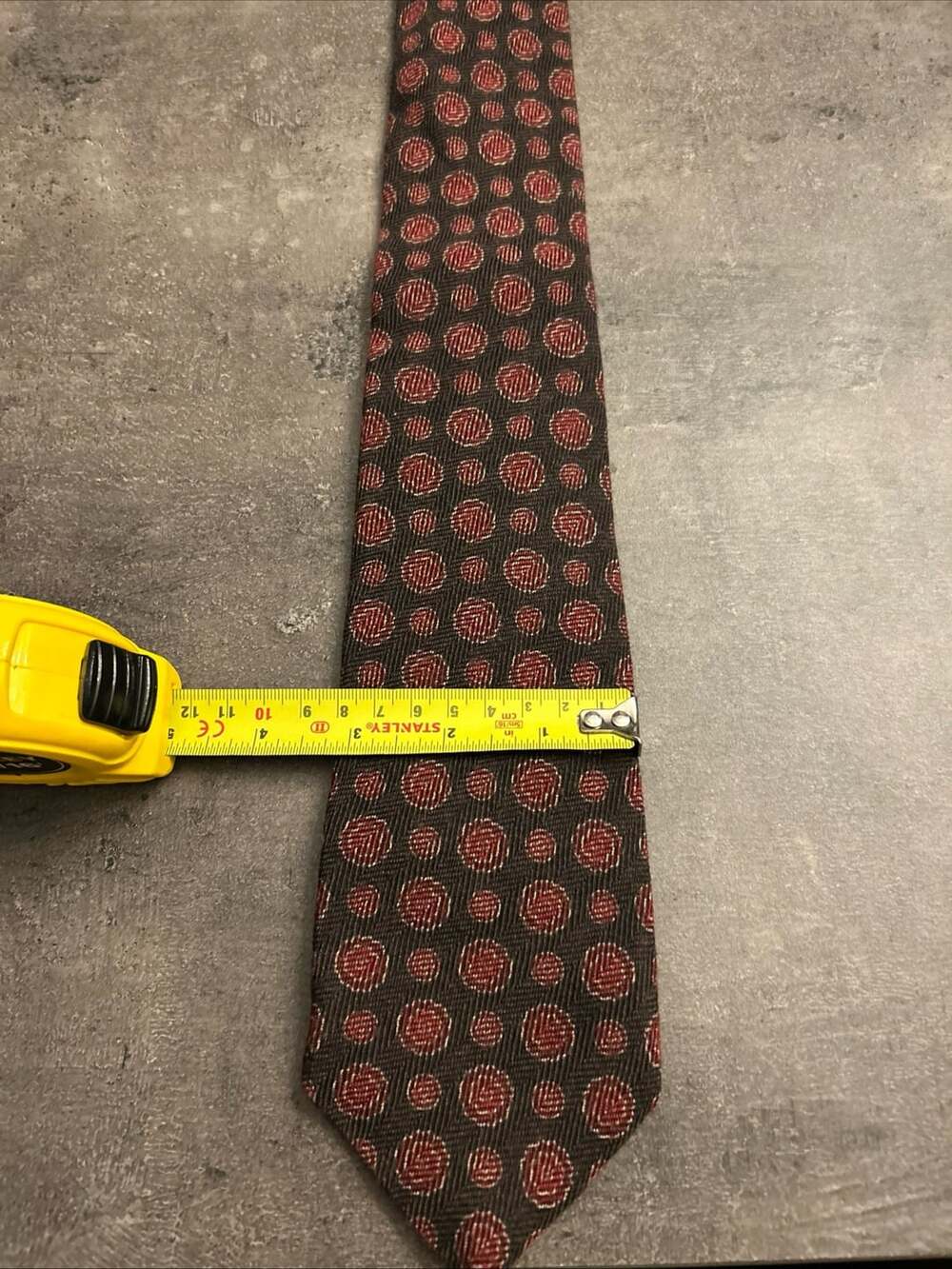 Isaia Napoli Silk Necktie Brown Red Geometric Circles 7 Fold